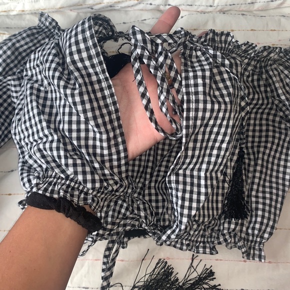 Checkered Long Sleeve crop top - Picture 2 of 4